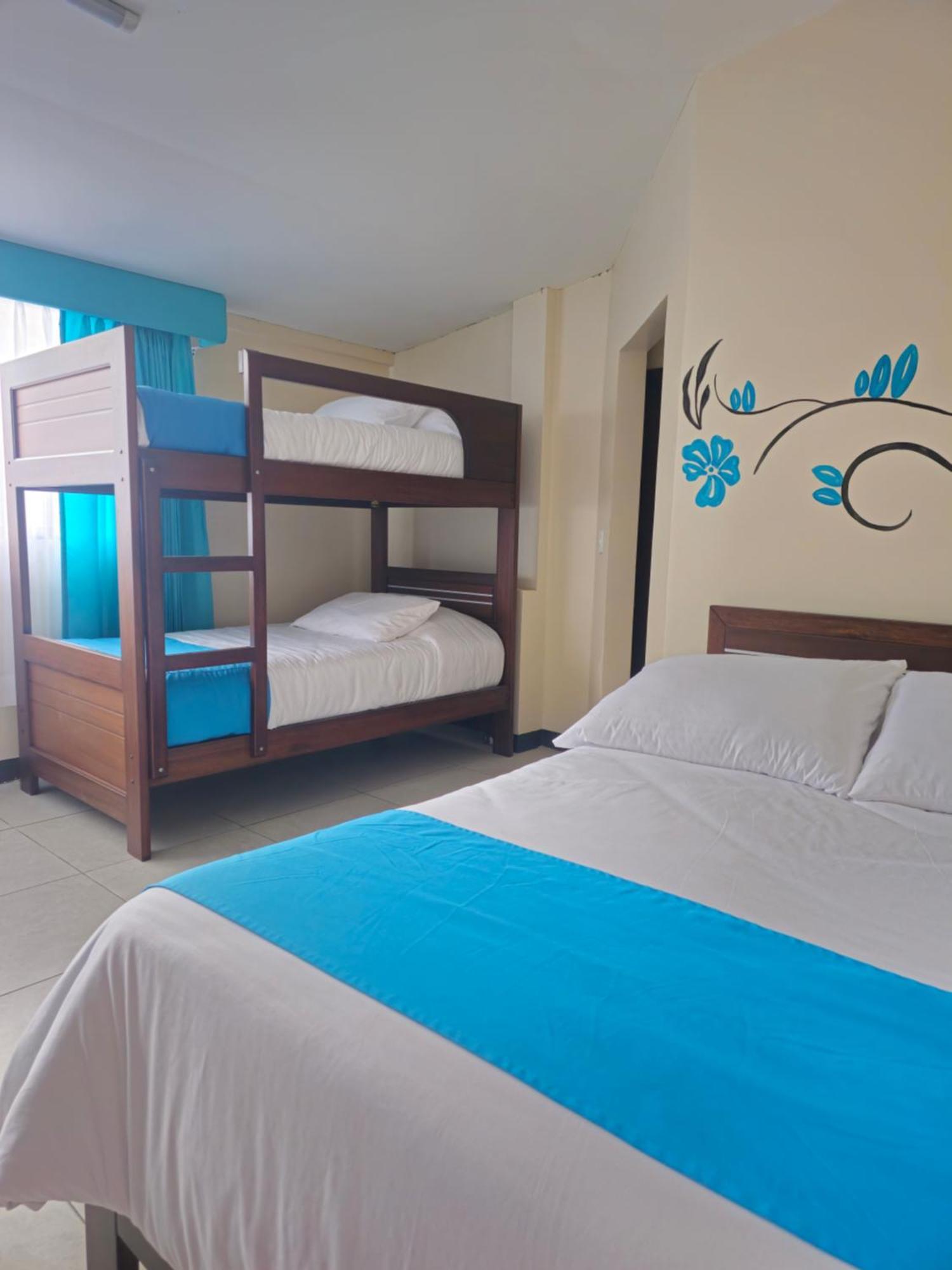 Hotel Tungurahua Baños Extérieur photo